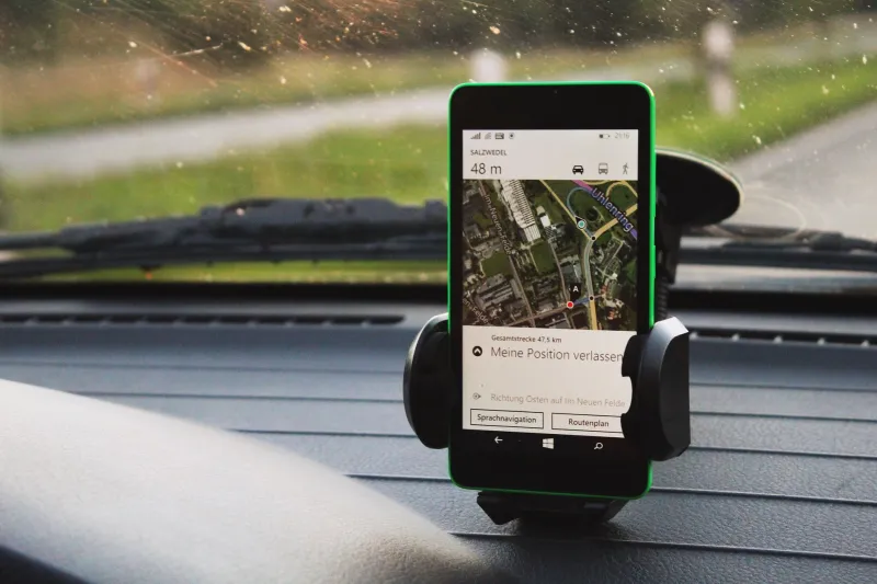 Two Maps, Zero Agreement: The Silent War Between Your Car's GPS and Your Smartphone