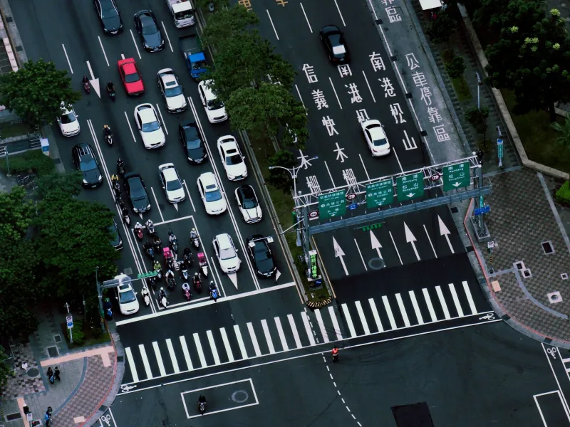 When Four Roads Meet and Nobody Agrees: The Intersection Data Problem Breaking Your GPS